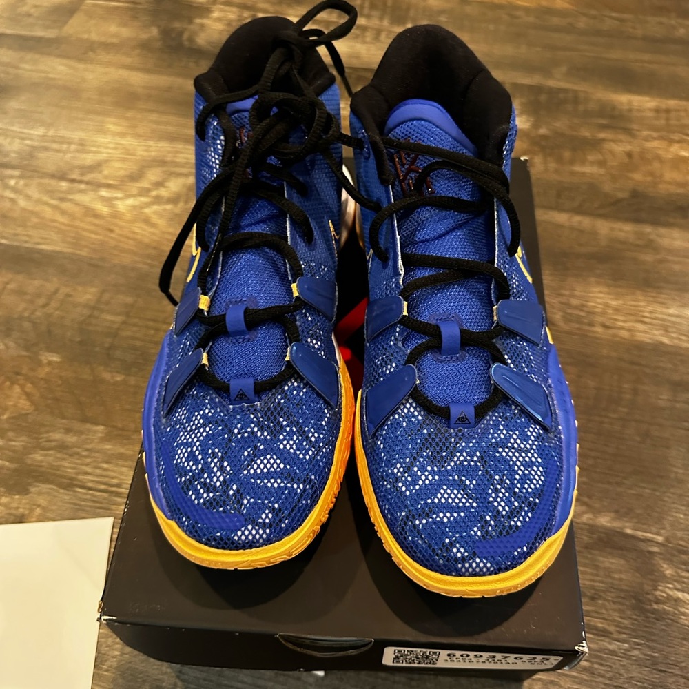 Nike Kyrie 7
